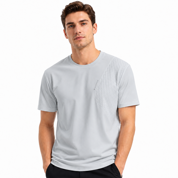 Camiseta masculina NARO cinza-claro vista frontal em modelo europeu