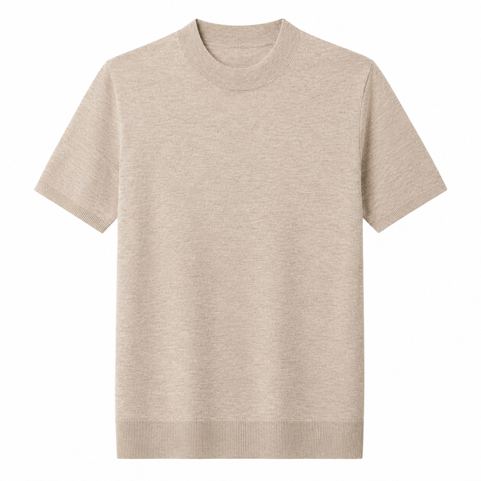 Camiseta masculina NARO em tricô de lã bege isolada
