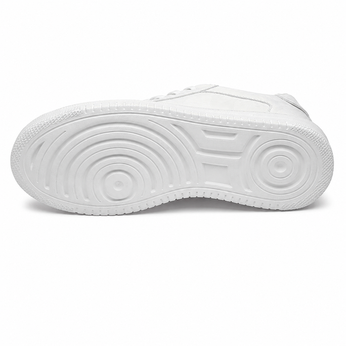 Detalhe do solado MD flexível do sapatênis masculino